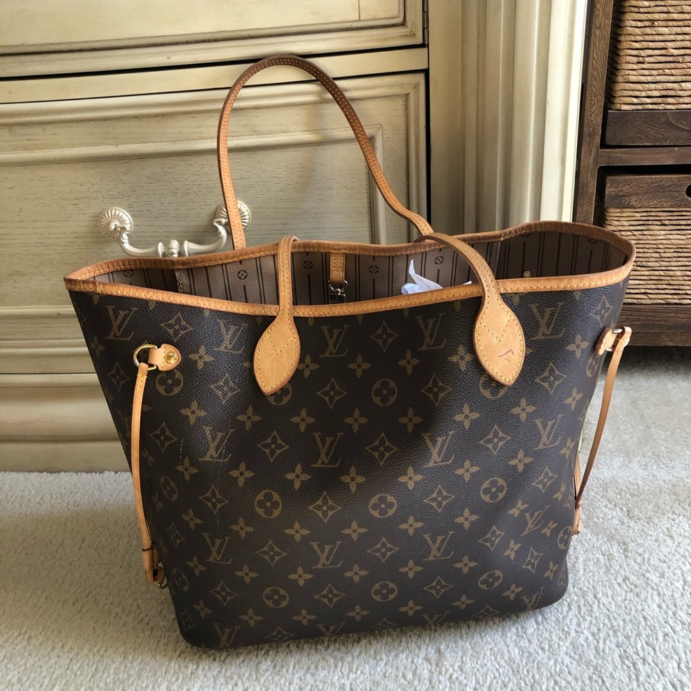 Louis Vuitton MM Neverfull Monogram